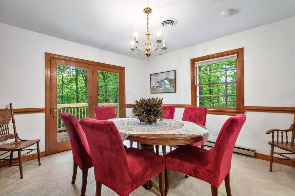 Holiday home Serenity In The Suburbs: Your Gorgeous Rva Getaway Richmond