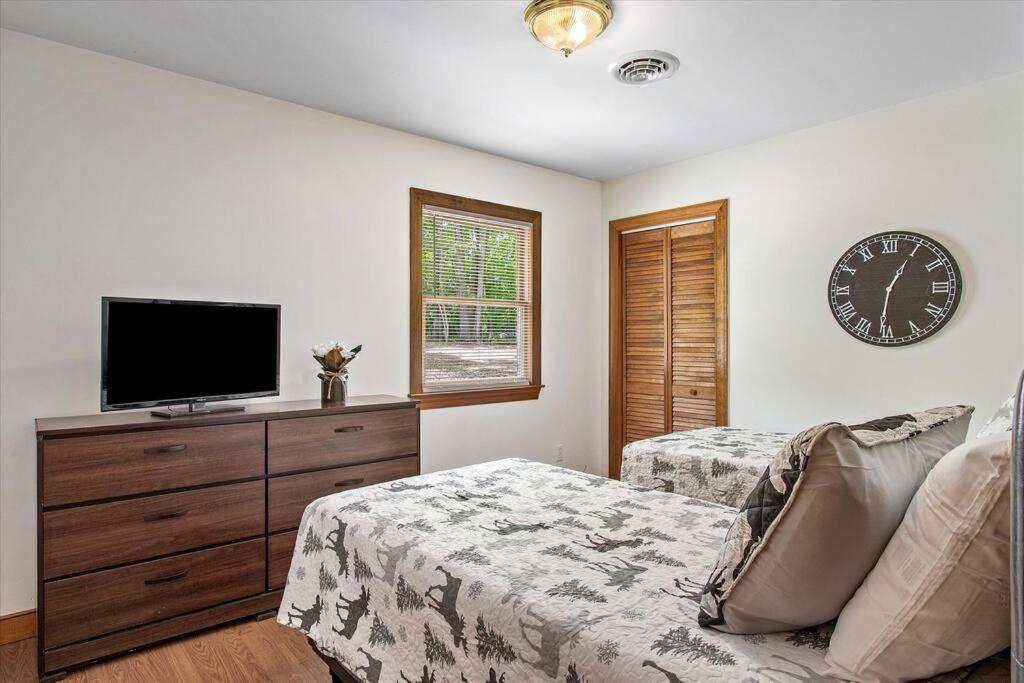 Serenity In The Suburbs: Your Gorgeous Rva Getaway Holiday home *