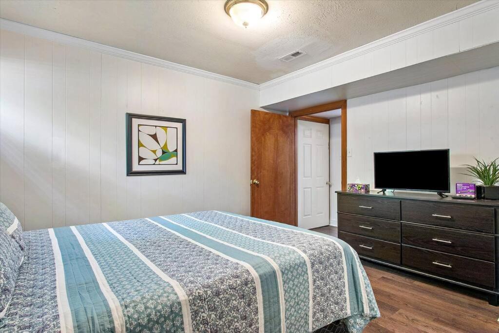 Serenity In The Suburbs: Your Gorgeous Rva Getaway Richmond