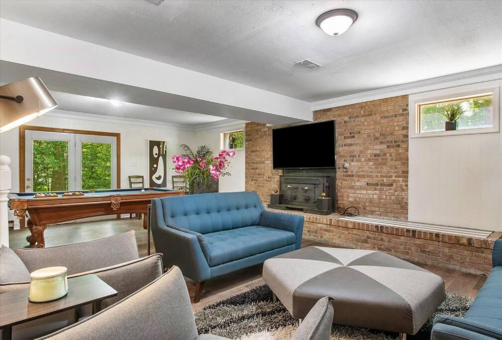 Serenity In The Suburbs: Your Gorgeous Rva Getaway
